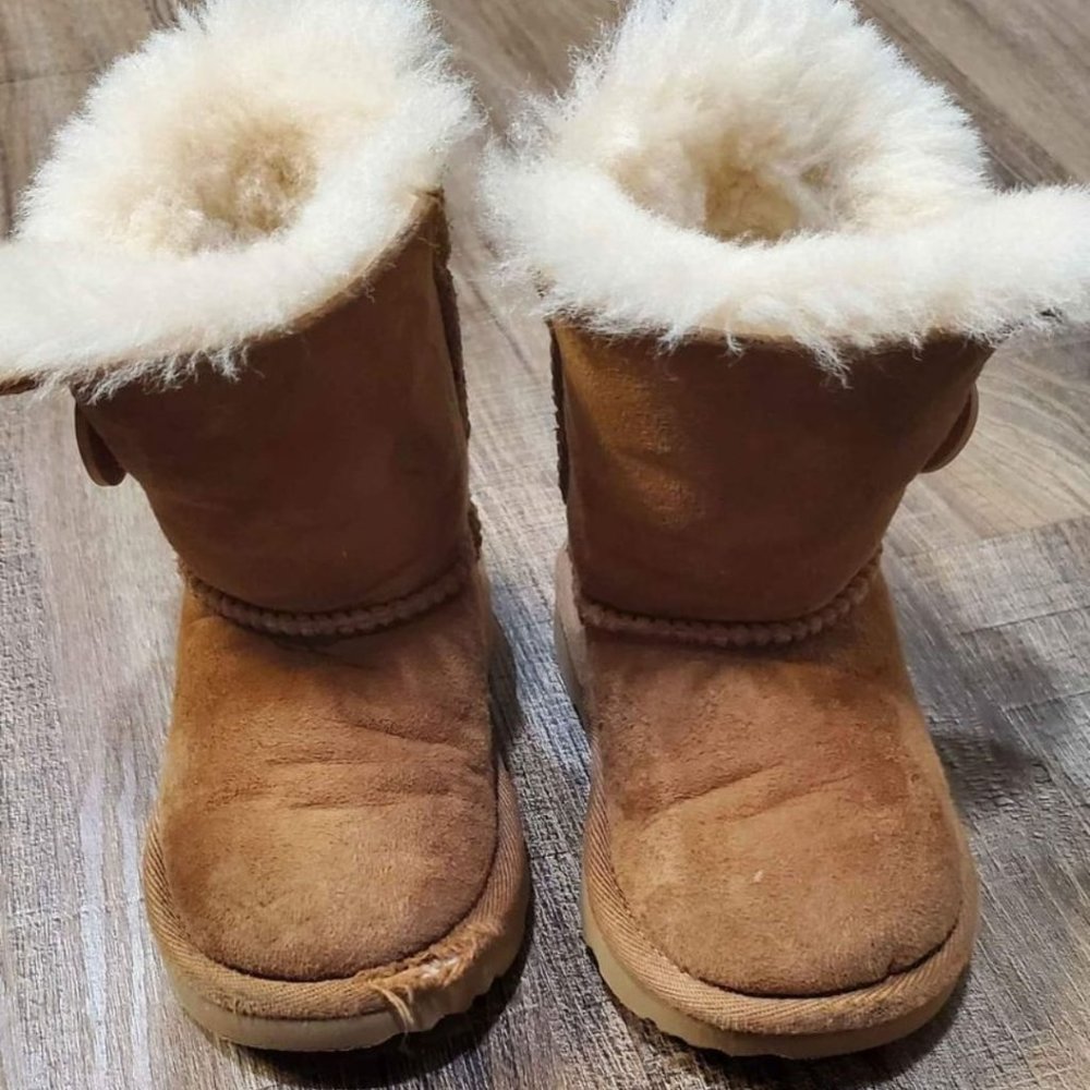 Toddler UGG Boots Size 6
